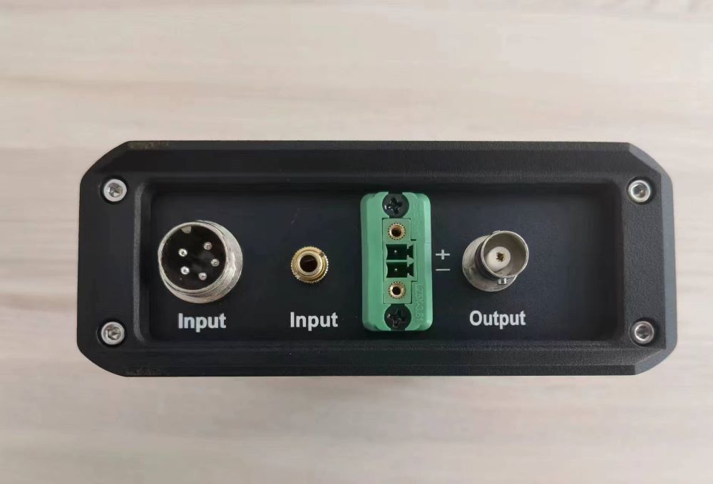SPLS-10V自供电模块的输入和输出接口